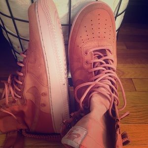 Nice sneakers.Never worn.